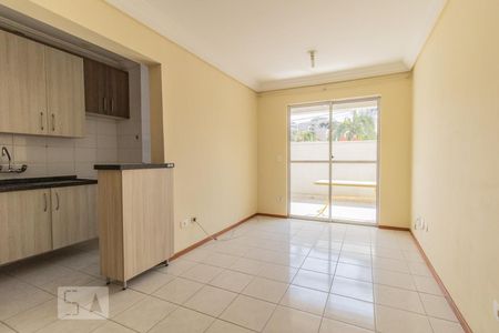 Sala de apartamento para alugar com 1 quarto, 51m² em Novo Mundo, Curitiba