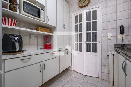 Cozinha de apartamento para alugar com 3 quartos, 91m² em Perdizes, São Paulo
