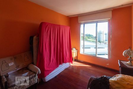 Quarto 1 de apartamento para alugar com 2 quartos, 63m² em Cristal, Porto Alegre