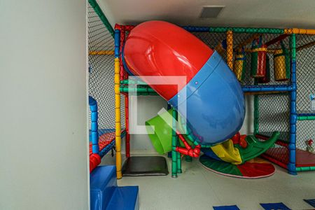 Apartamento à venda com 70m², 2 quartos e 1 vaga Apartamento à venda com 70m², 2 quartos e 1 vagaÁrea Comum - Playground