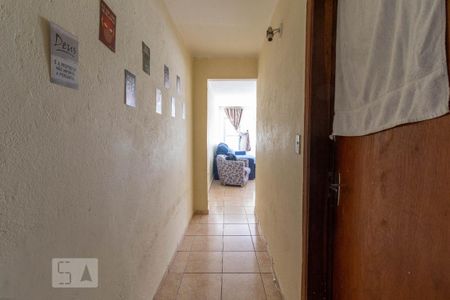 Casa à venda com 137m², 2 quartos e 1 vagaCorredor Interno