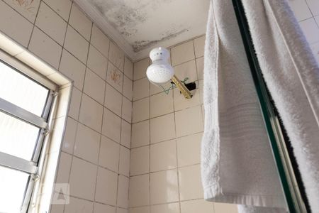 Casa à venda com 137m², 2 quartos e 1 vagaBanheiro