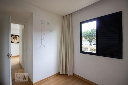 Quarto 2 de apartamento para alugar com 2 quartos, 50m² em Jardim Celeste, São Paulo