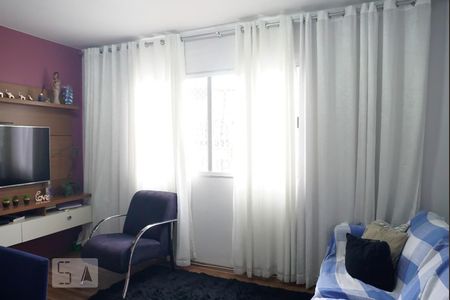 Sala de apartamento à venda com 2 quartos, 50m² em Vila Carmosina, São Paulo