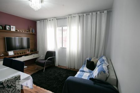 Sala de apartamento à venda com 2 quartos, 50m² em Vila Carmosina, São Paulo