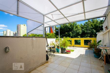Apartamento à venda com 140m², 2 quartos e 2 vagasCobertura