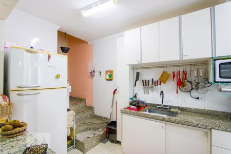 Apartamento à venda com 140m², 2 quartos e 2 vagasCozinha