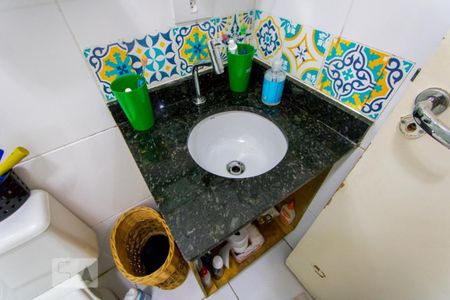 Apartamento à venda com 140m², 2 quartos e 2 vagasBanheiro do quarto 1