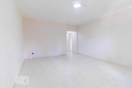Casa para alugar com 480m², 4 quartos e 8 vagasQuarto 4 - Suíte