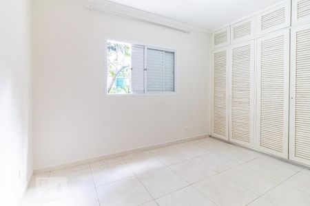 Casa para alugar com 480m², 4 quartos e 8 vagasQuarto 2 - Suíte