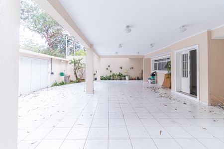 Casa para alugar com 480m², 4 quartos e 8 vagasGaragem