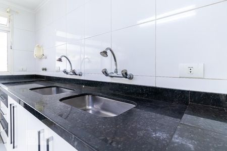 Casa para alugar com 480m², 4 quartos e 8 vagasCozinha - Pia