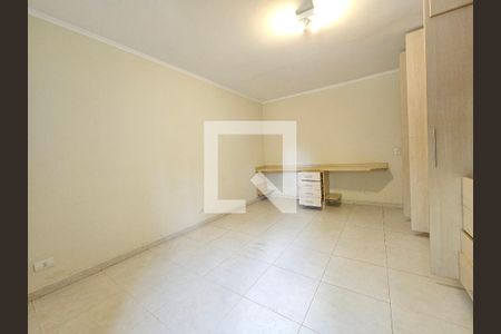 Quarto de casa para alugar com 4 quartos, 480m² em Jardim Marajoara, São Paulo