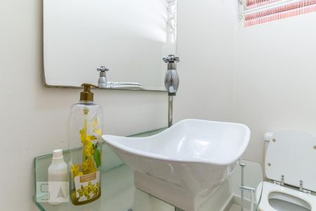 Casa para alugar com 480m², 4 quartos e 8 vagasLavabo - Pia