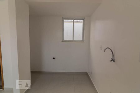 Apartamento para alugar com 70m², 3 quartos e sem vagaCozinha e Área de Serviço