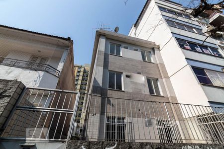 Apartamento para alugar com 70m², 3 quartos e sem vagaFachada