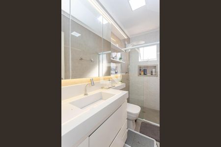 Casa à venda com 260m², 4 quartos e 2 vagasBanheiro