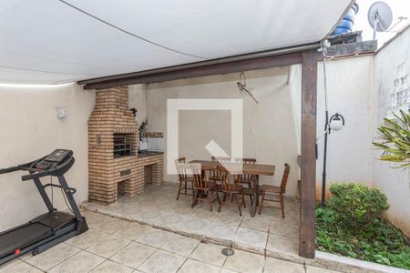 Casa à venda com 260m², 4 quartos e 2 vagasChurrasqueira