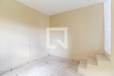 Quarto 1 de casa para alugar com 2 quartos, 120m² em Parque Guarani, São Paulo