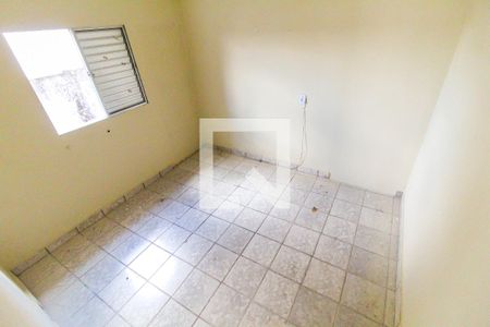 Quarto 1 de casa para alugar com 2 quartos, 120m² em Parque Guarani, São Paulo