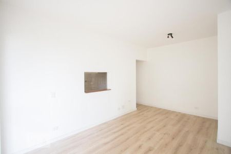 Sala de apartamento para alugar com 2 quartos, 65m² em Campo Belo, São Paulo
