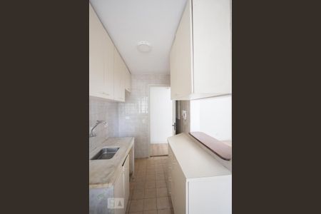 Apartamento para alugar com 65m², 2 quartos e 1 vagaCozinha