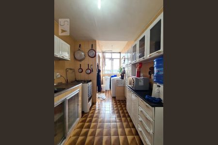 Apartamento à venda com 63m², 2 quartos e 1 vagaCozinha