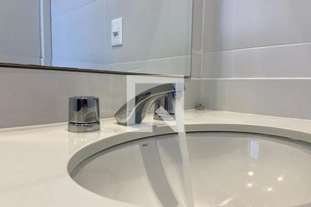 Apartamento à venda com 65m², 2 quartos e 2 vagasBanheiro - Torneira