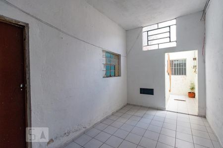 Casa à venda com 170m², 5 quartos e 2 vagas Casa à venda com 170m², 5 quartos e 2 vagasGaragem - casa 2