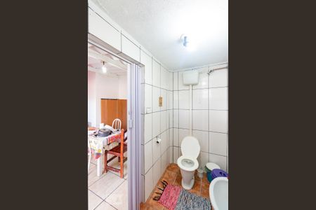 Casa à venda com 170m², 5 quartos e 2 vagas Casa à venda com 170m², 5 quartos e 2 vagasBanheiro 2 - casa 2
