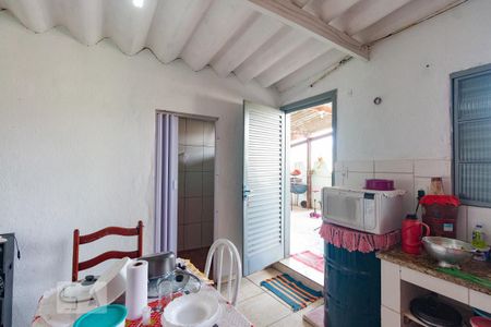 Casa à venda com 170m², 5 quartos e 2 vagas Casa à venda com 170m², 5 quartos e 2 vagasCozinha 2 - casa 2