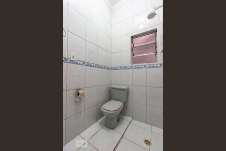 Casa à venda com 170m², 5 quartos e 2 vagas Casa à venda com 170m², 5 quartos e 2 vagasBanheiro suite - casa 1