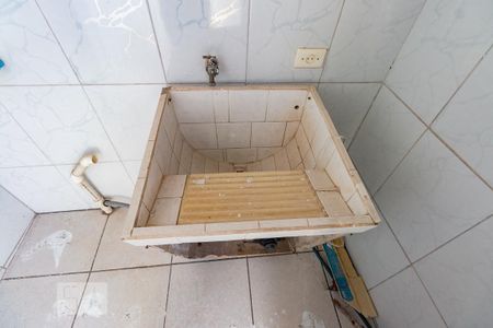 Casa à venda com 170m², 5 quartos e 2 vagas Casa à venda com 170m², 5 quartos e 2 vagasLavanderia - casa 1