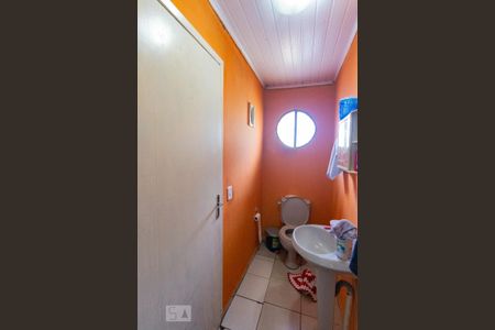 Casa à venda com 170m², 5 quartos e 2 vagas Casa à venda com 170m², 5 quartos e 2 vagasBanheiro 1 - casa 2