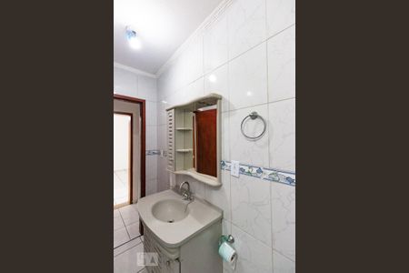 Casa à venda com 170m², 5 quartos e 2 vagas Casa à venda com 170m², 5 quartos e 2 vagasBanheiro - casa 1