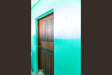 Casa à venda com 170m², 5 quartos e 2 vagas Casa à venda com 170m², 5 quartos e 2 vagasFachada - casa 3