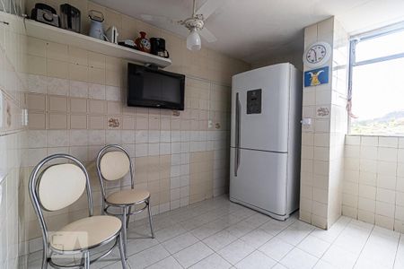 Apartamento à venda com 195m², 3 quartos e 2 vagasCozinha