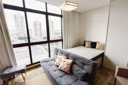 Sala Quarto de kitnet/studio para alugar com 1 quarto, 28m² em Vila Romana, São Paulo