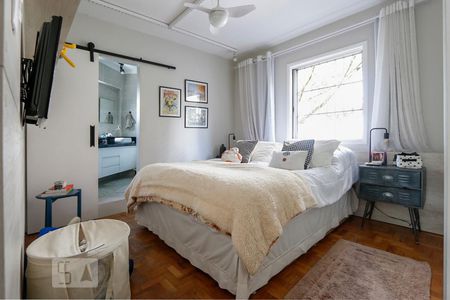Suite de apartamento para alugar com 2 quartos, 85m² em Vila Madalena, São Paulo