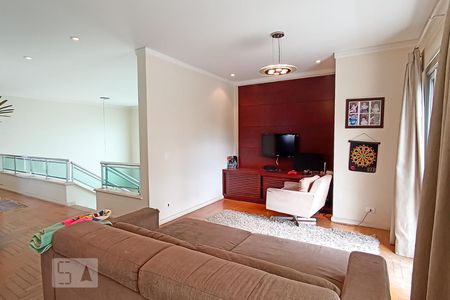 Sala de estar de casa de condomínio à venda com 4 quartos, 500m² em Alphaville, Santana de Parnaíba