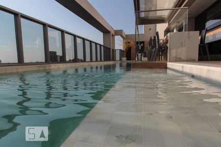 Apartamento para alugar com 50m², 1 quarto e 1 vaga Apartamento para alugar com 50m², 1 quarto e 1 vagaÁrea comum - Piscina