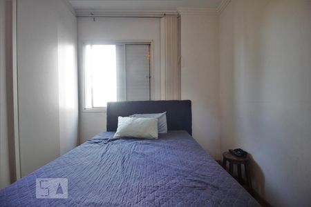 Apartamento à venda com 65m², 3 quartos e 1 vagaQuarto 2