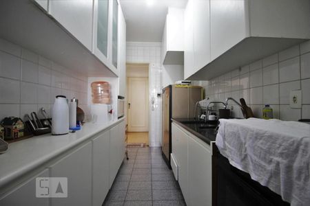 Apartamento à venda com 65m², 3 quartos e 1 vagaCozinha