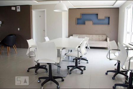 Apartamento à venda com 60m², 2 quartos e 1 vagaEspaço network