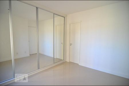 Apartamento à venda com 60m², 2 quartos e 1 vagaSuíte