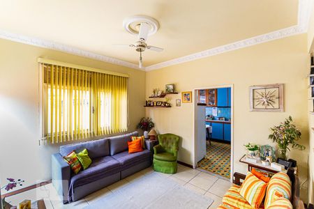 Sala de casa à venda com 2 quartos, 90m² em Santa Rosa, Niterói