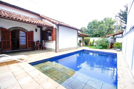 Casa à venda com 512m², 8 quartos e 3 vagasPiscina