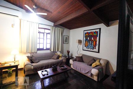 Casa à venda com 512m², 8 quartos e 3 vagasSala 2