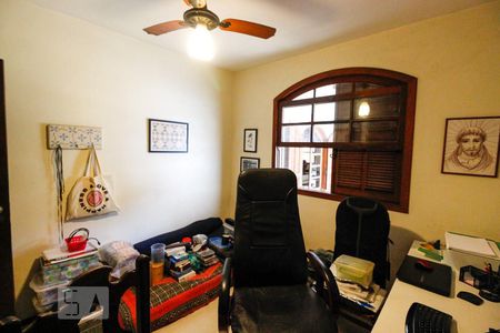 Casa à venda com 512m², 8 quartos e 3 vagasQuarto 2