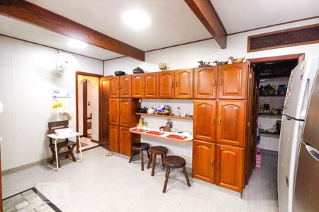 Casa à venda com 512m², 8 quartos e 3 vagasCozinha